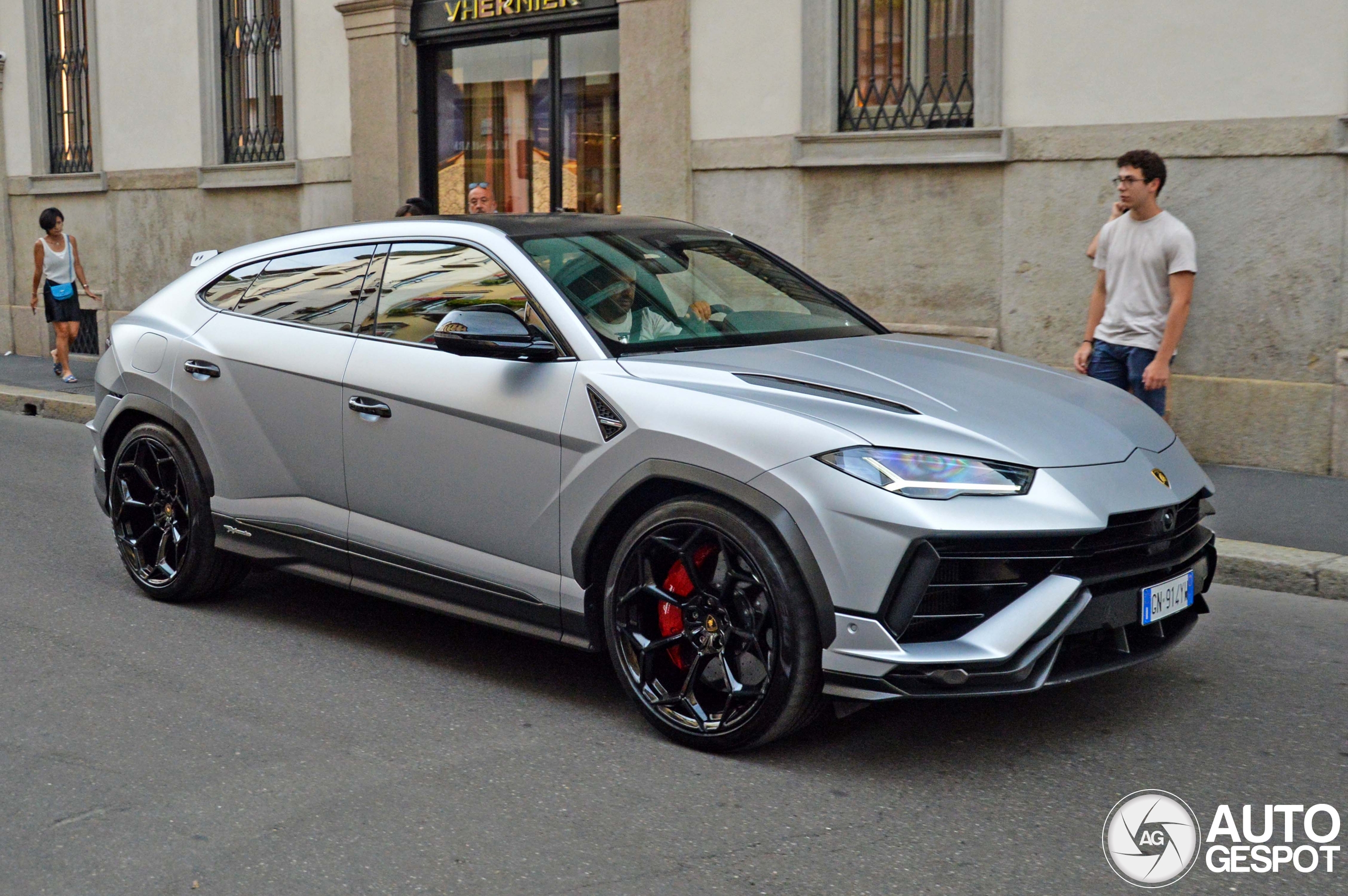 Lamborghini Urus Performante