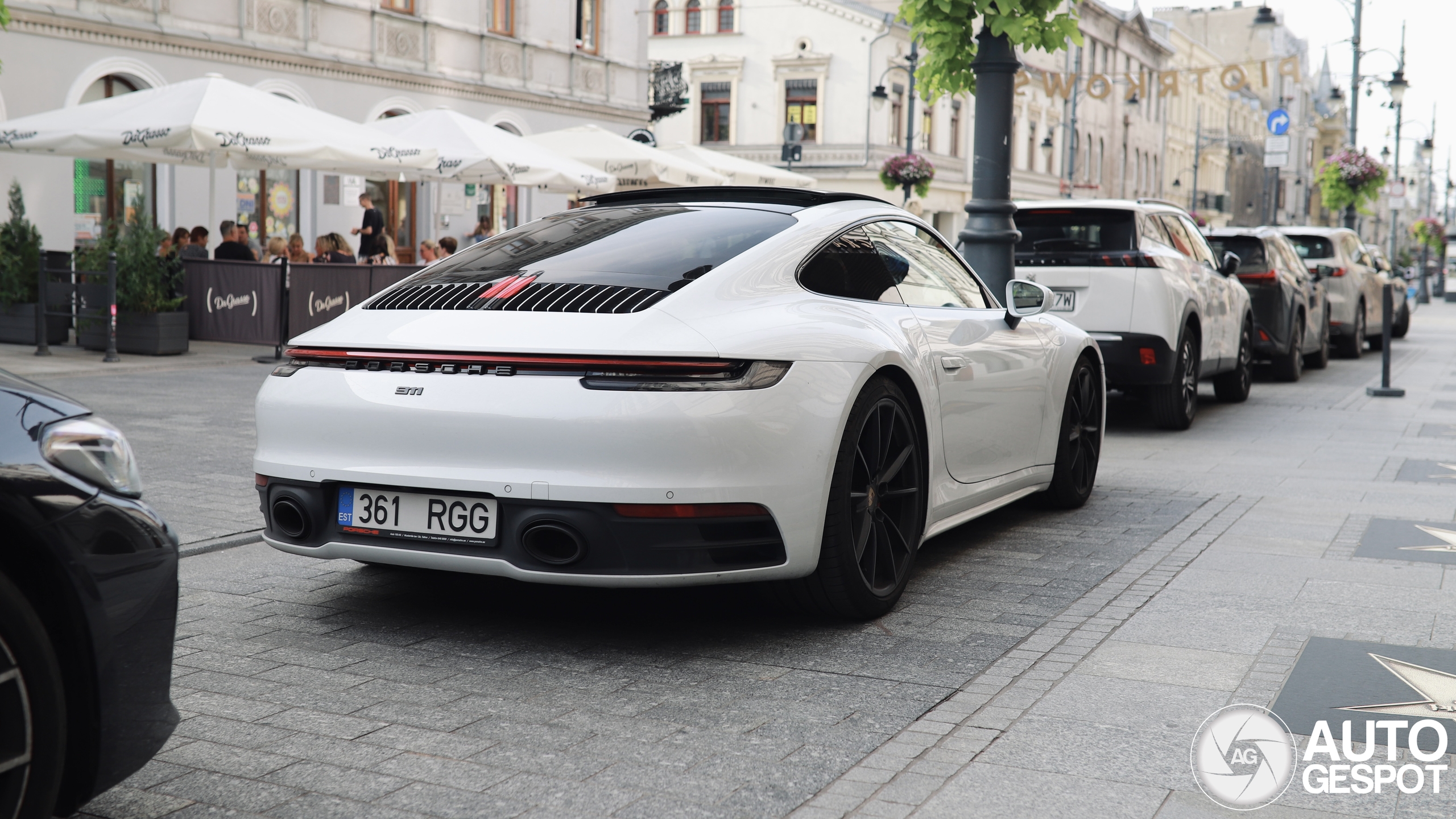 Porsche 992 Carrera 4S