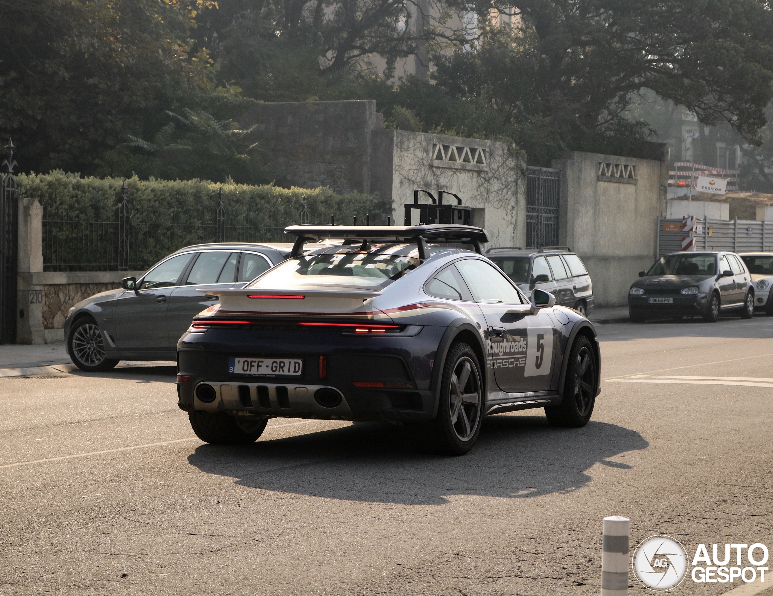 Porsche 992 Dakar