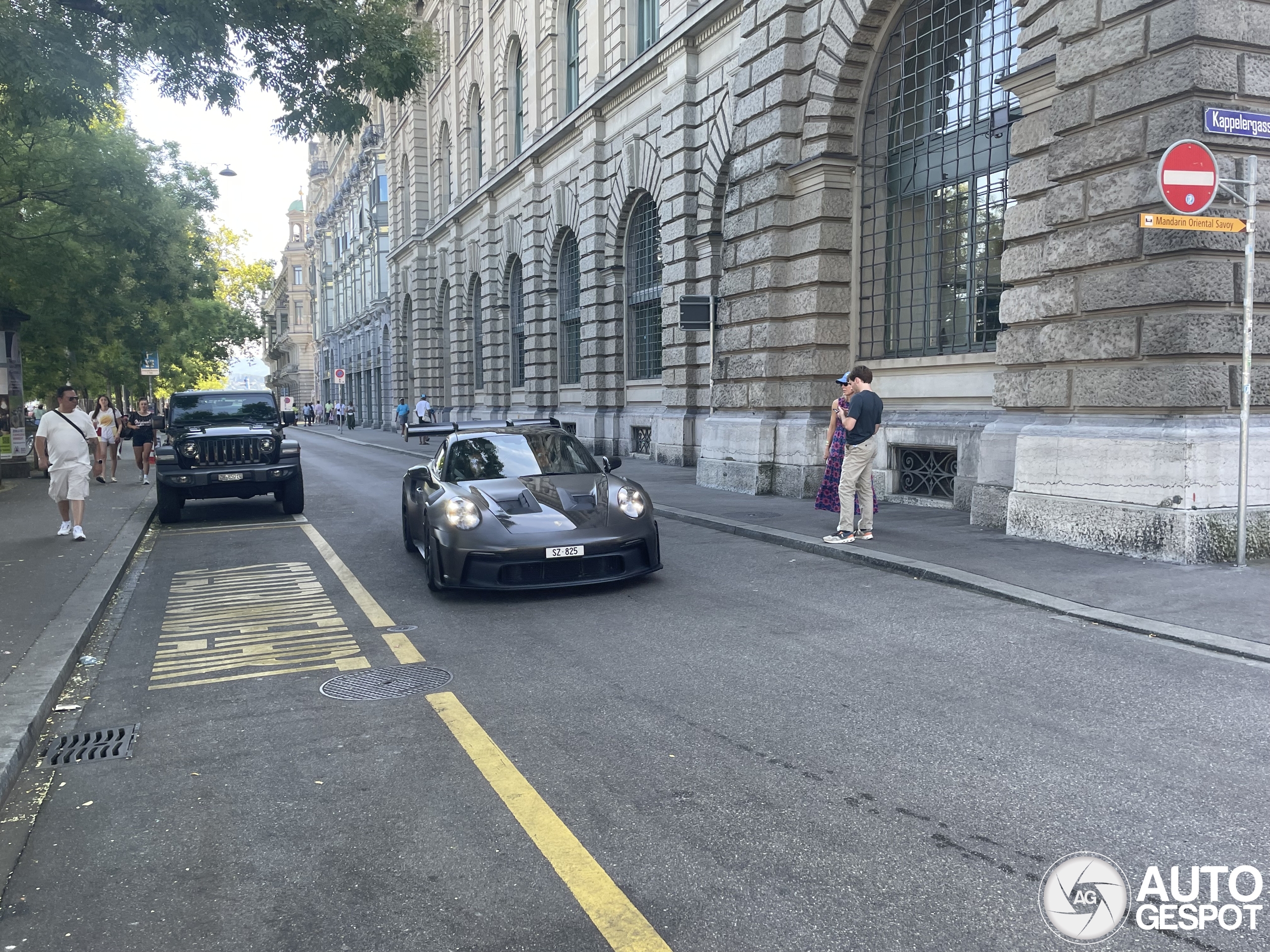 Porsche 992 GT3 RS Weissach Package