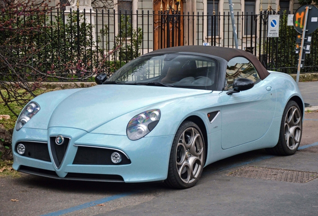 Alfa Romeo 8C Spider