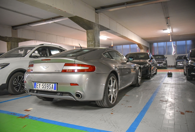 Aston Martin V8 Vantage