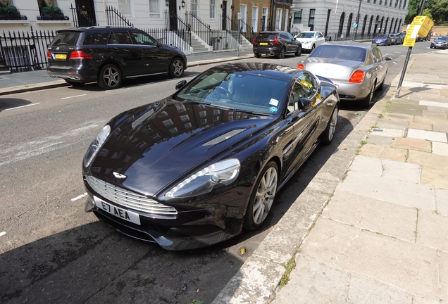 Aston Martin Vanquish 2013