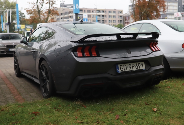 Ford Mustang Dark Horse 2024