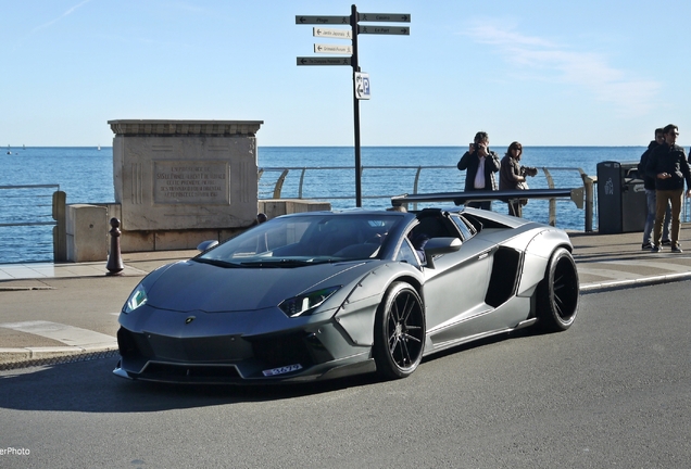 Lamborghini Aventador LP700-4 Roadster Liberty Walk LB Performance Wide Body