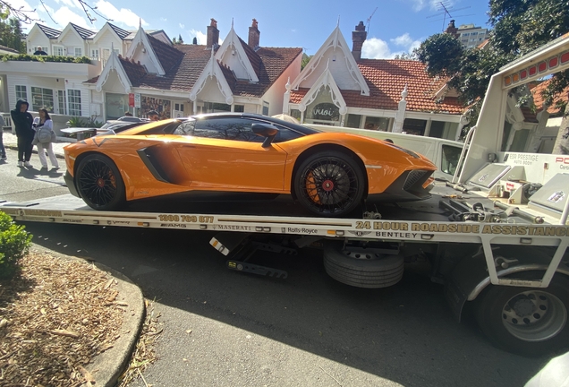 Lamborghini Aventador LP750-4 SuperVeloce Roadster