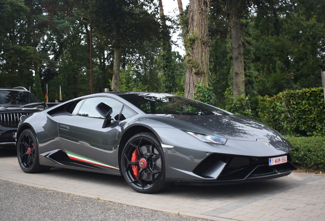 Lamborghini Huracán LP640-4 Performante