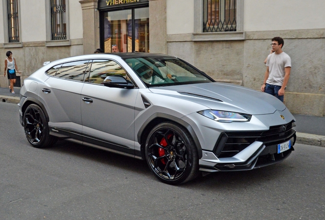 Lamborghini Urus Performante