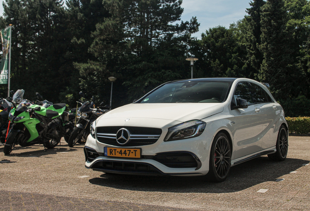 Mercedes-AMG A 45 W176 2015