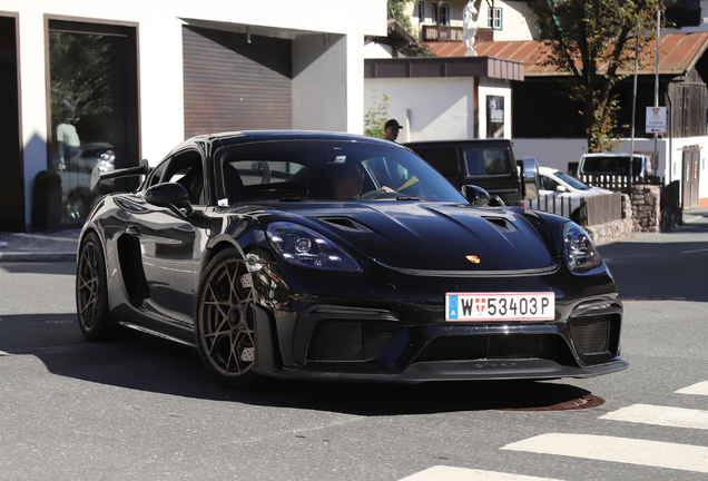 Porsche 718 Cayman GT4 RS