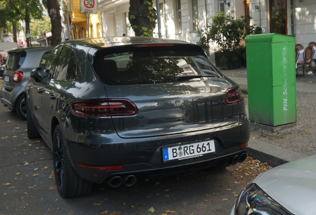 Porsche 95B Macan GTS