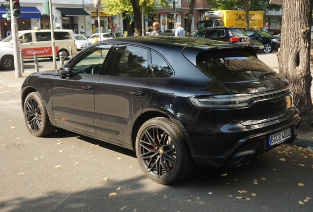 Porsche 95B Macan GTS MkIII