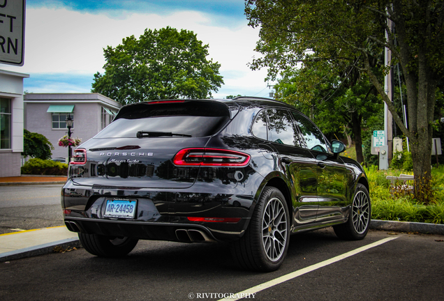 Porsche 95B Macan Turbo