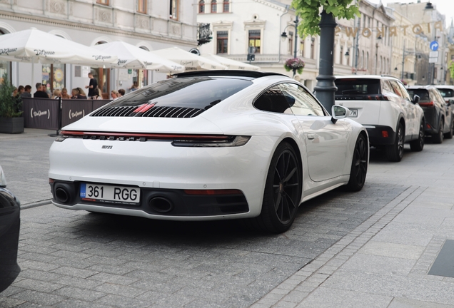 Porsche 992 Carrera 4S