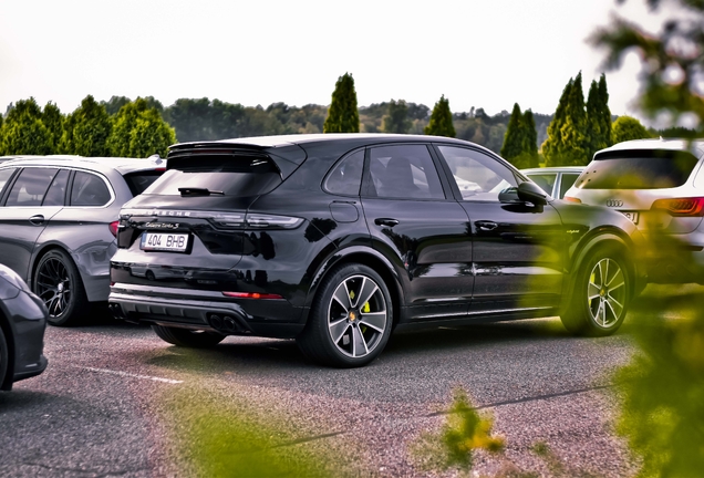 Porsche Cayenne Turbo S E-Hybrid