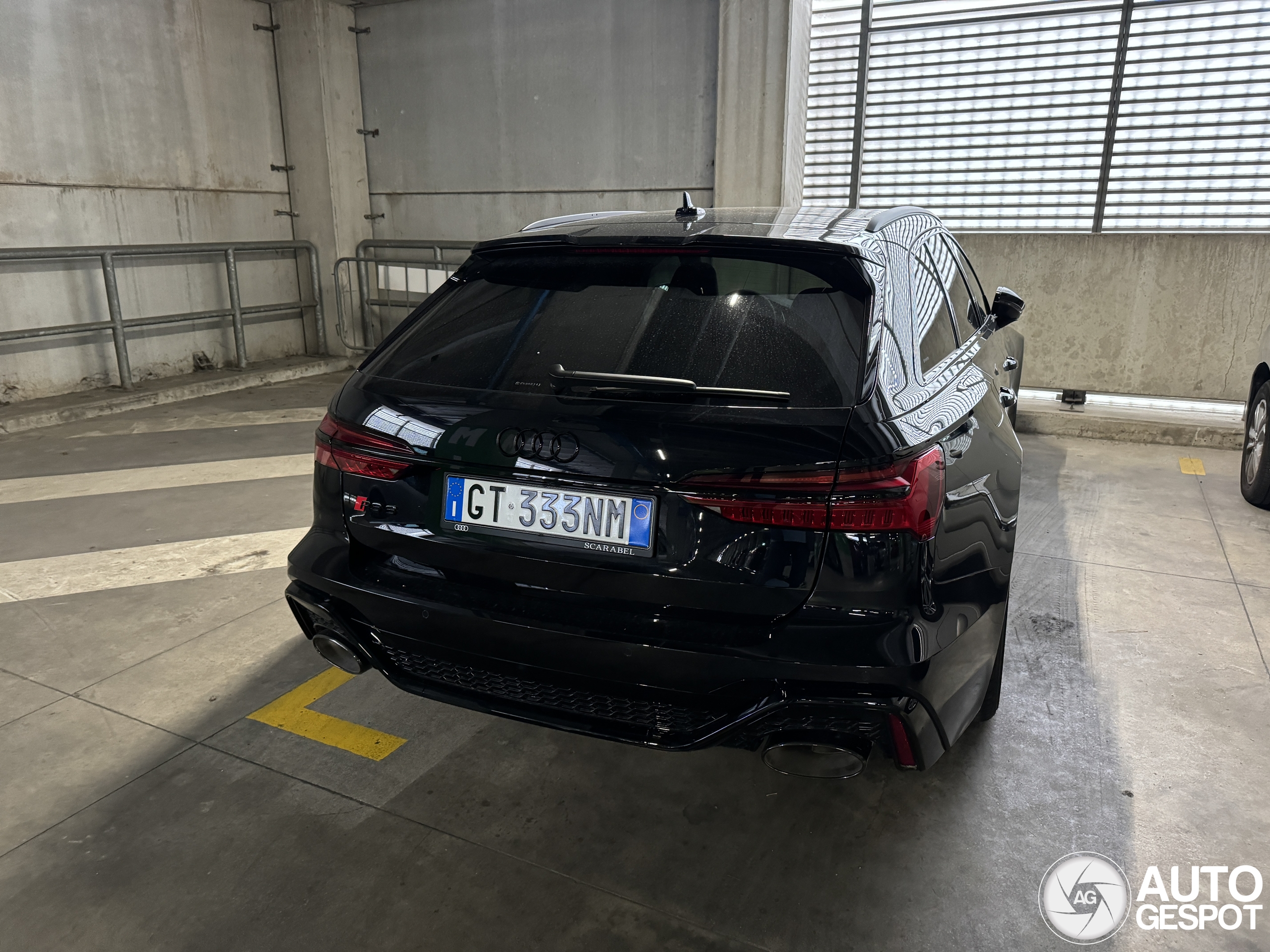 Audi RS6 Avant C8