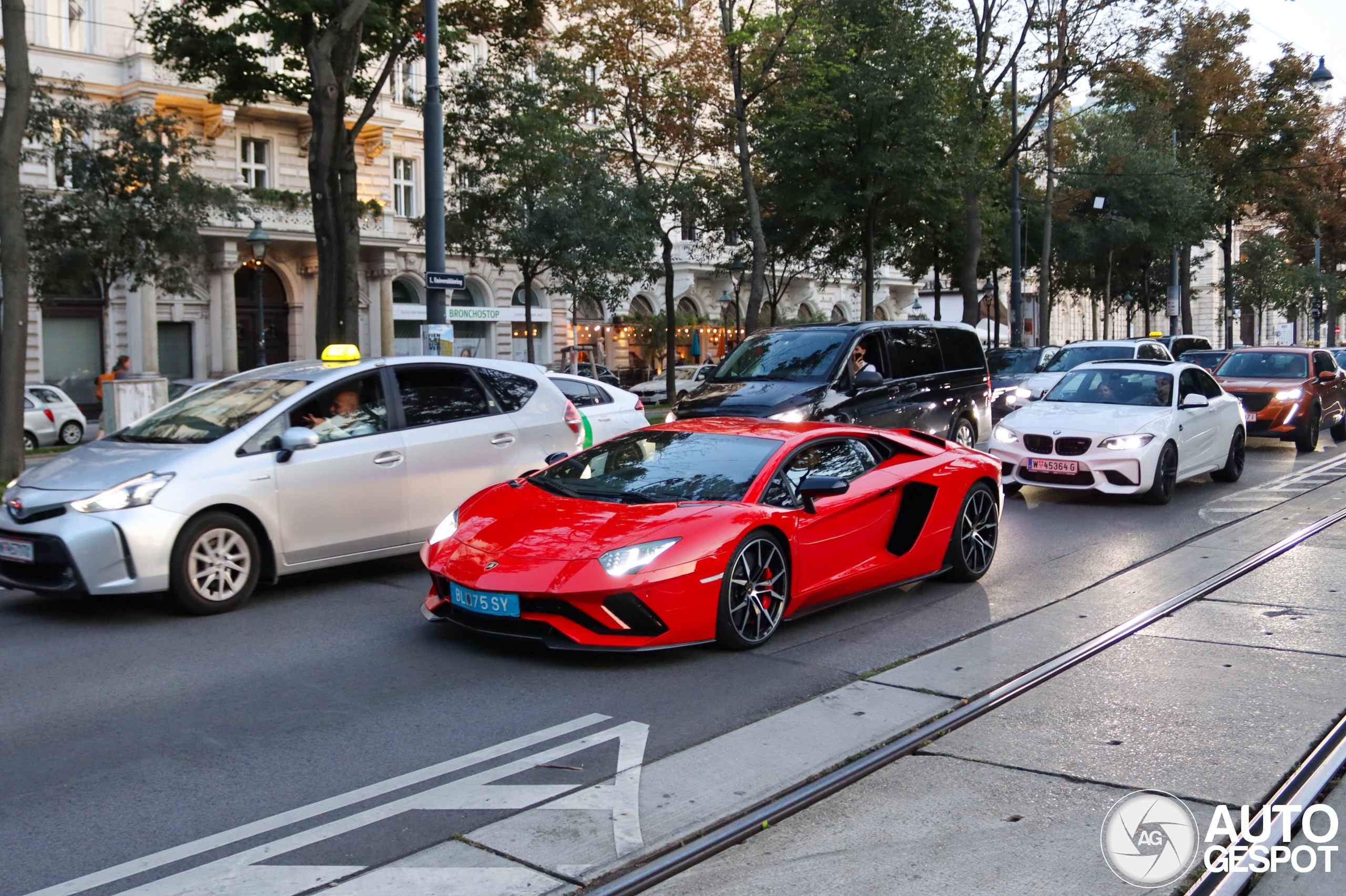 Lamborghini Aventador S LP740-4