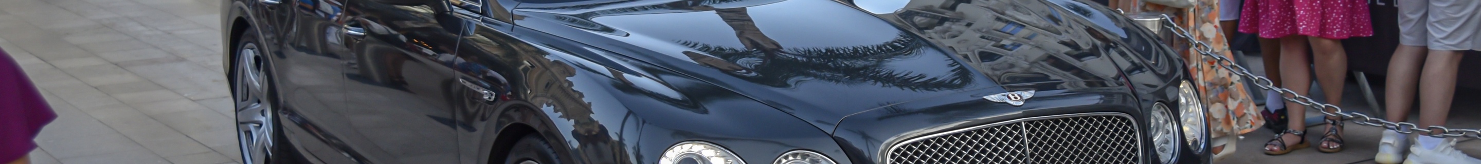 Bentley Flying Spur V8