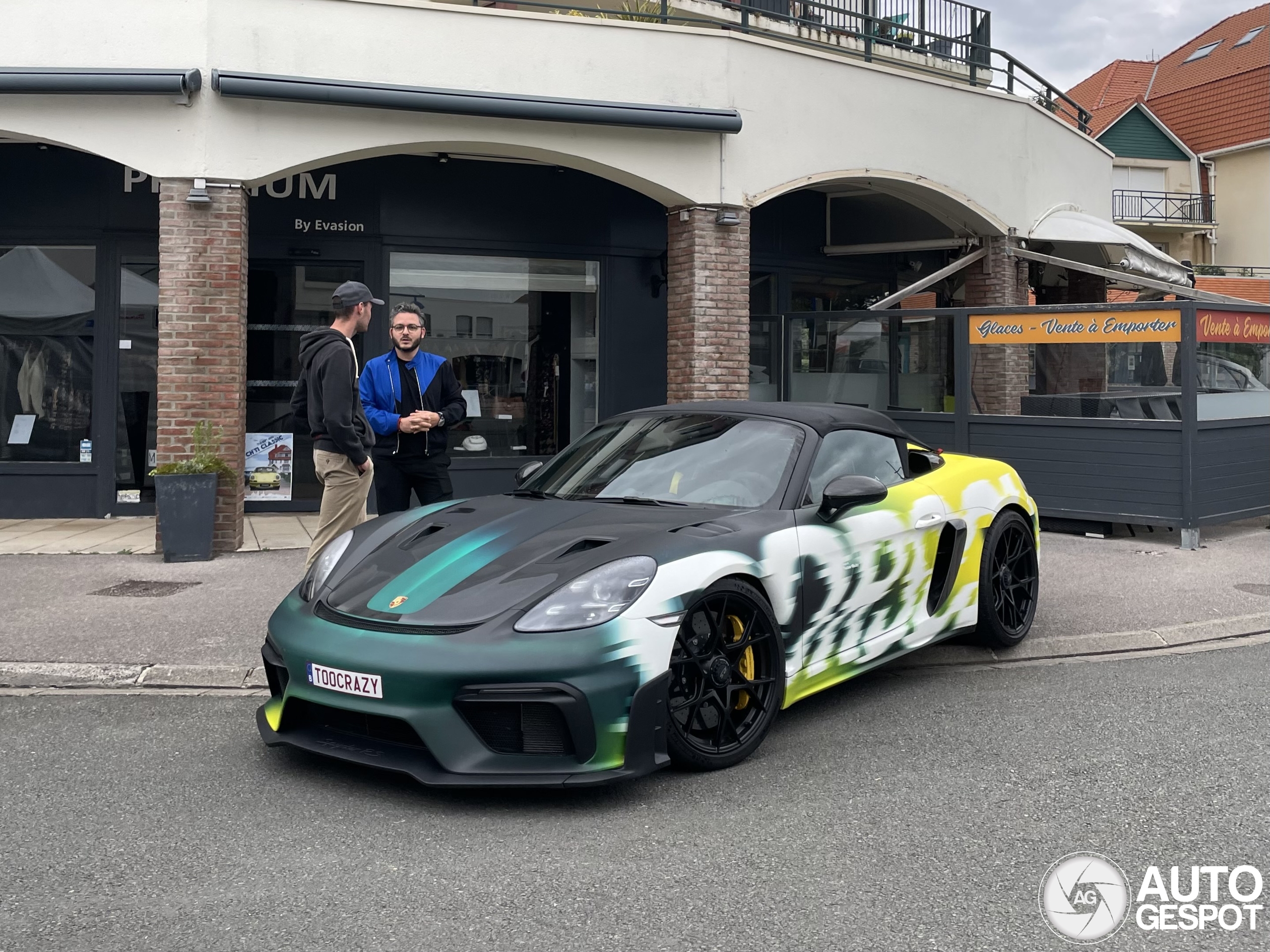 Porsche 718 Spyder RS Weissach Package