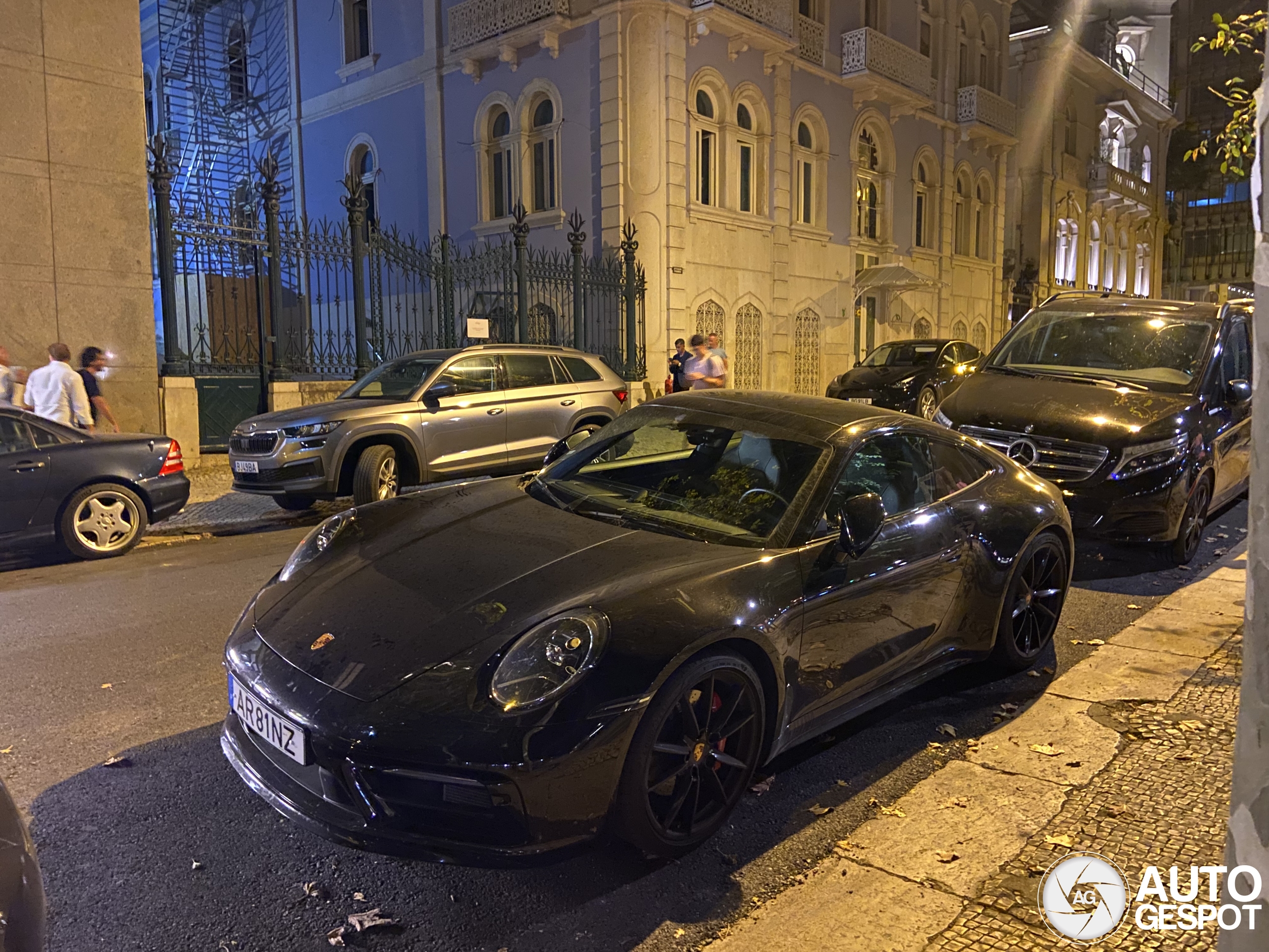 Porsche 992 Carrera 4S