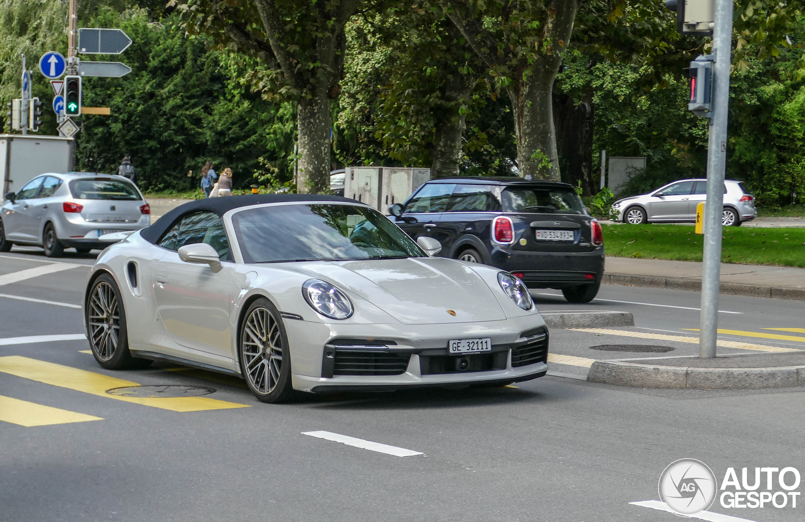 Porsche 992 Turbo Cabriolet