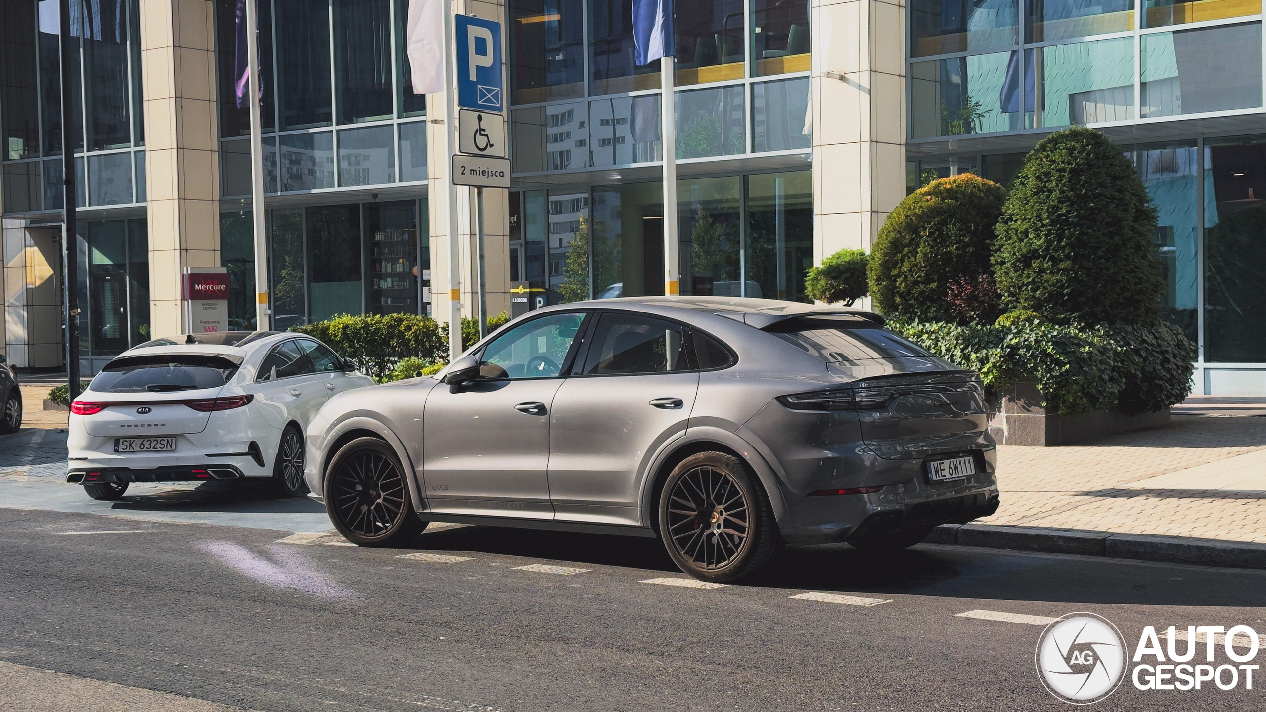 Porsche 9YA Cayenne GTS