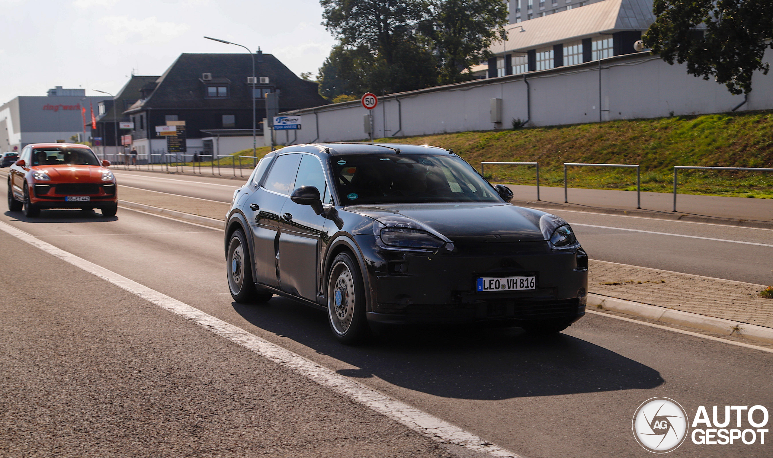 Porsche Cayenne EV