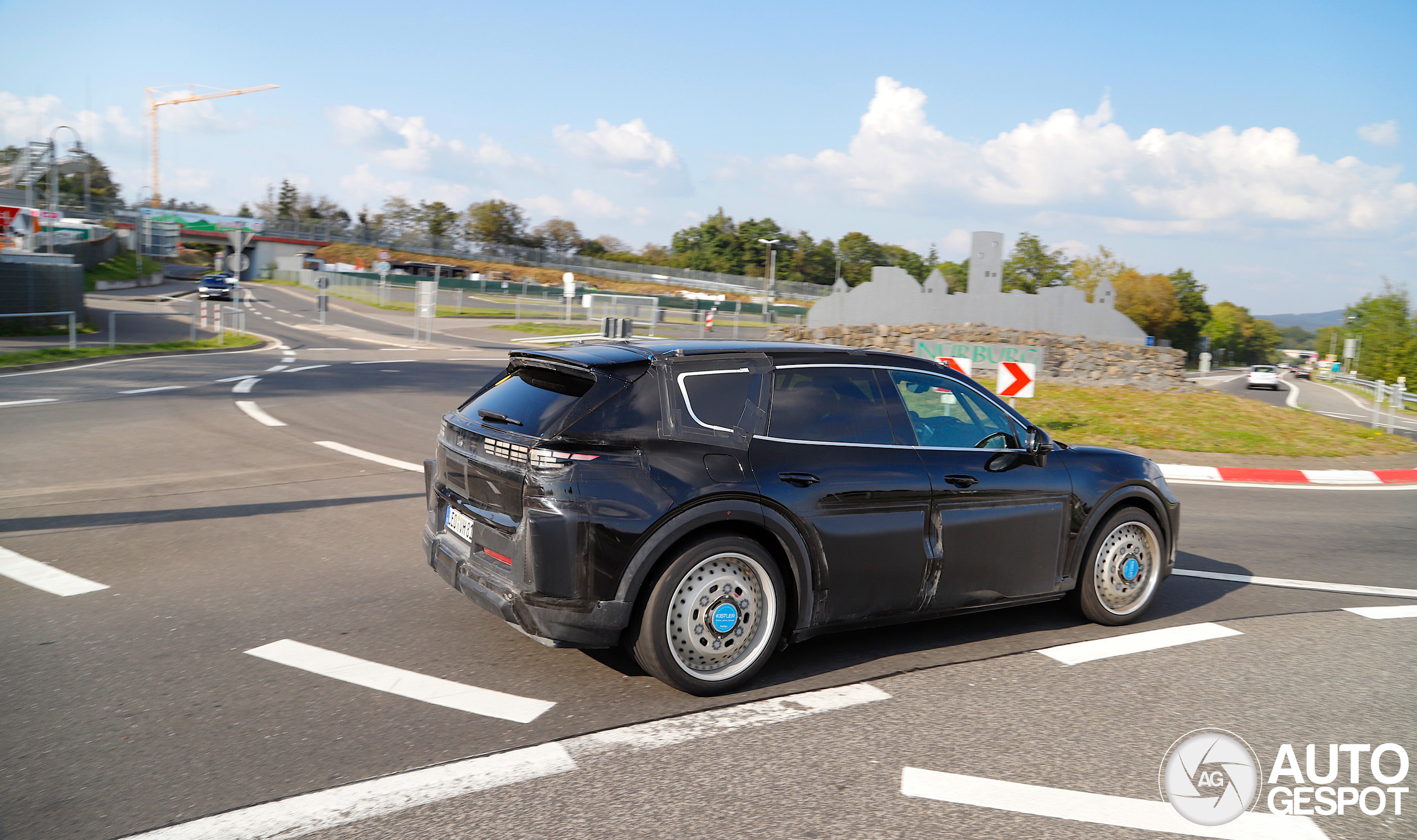 Porsche Cayenne EV