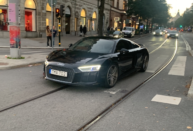 Audi R8 V10 Plus 2015