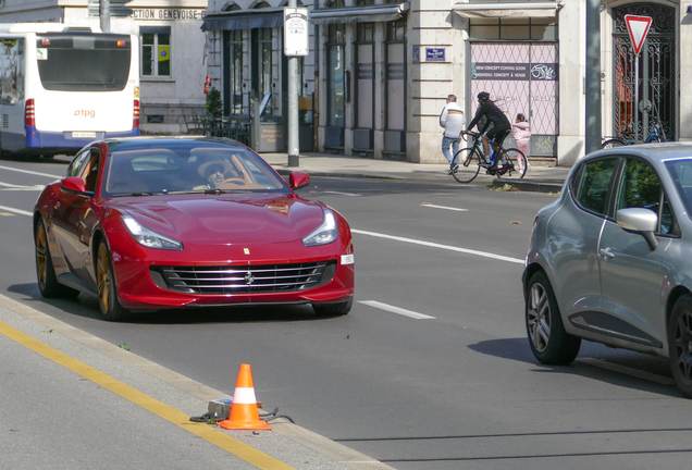 Ferrari GTC4Lusso