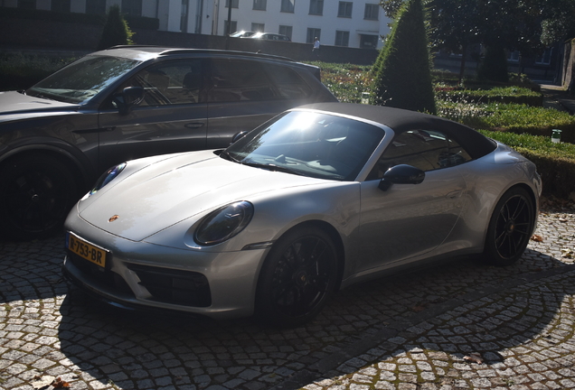 Porsche 992 Carrera 4 GTS Cabriolet