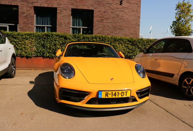 Porsche 992 Carrera GTS Cabriolet