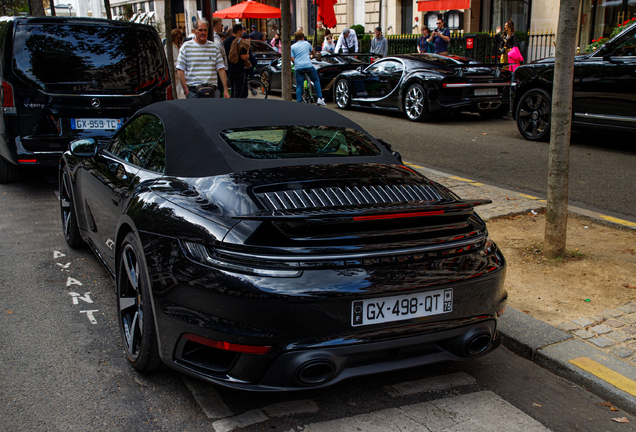 Porsche 992 Turbo Cabriolet