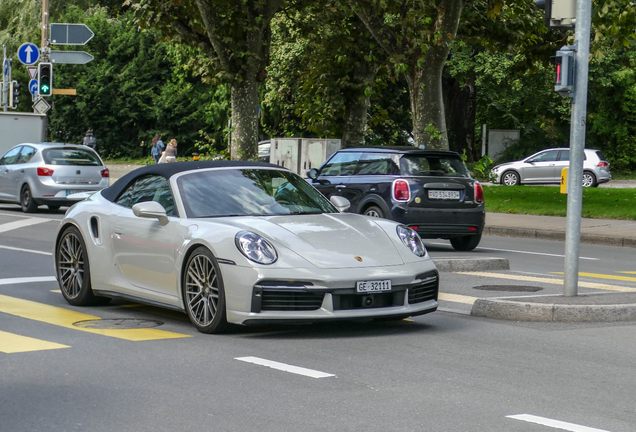 Porsche 992 Turbo Cabriolet