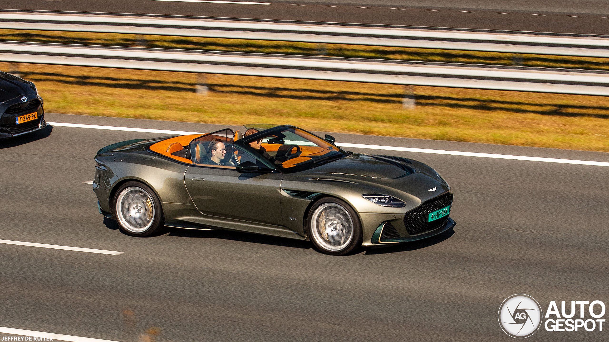 Aston Martin DBS 770 Ultimate Volante