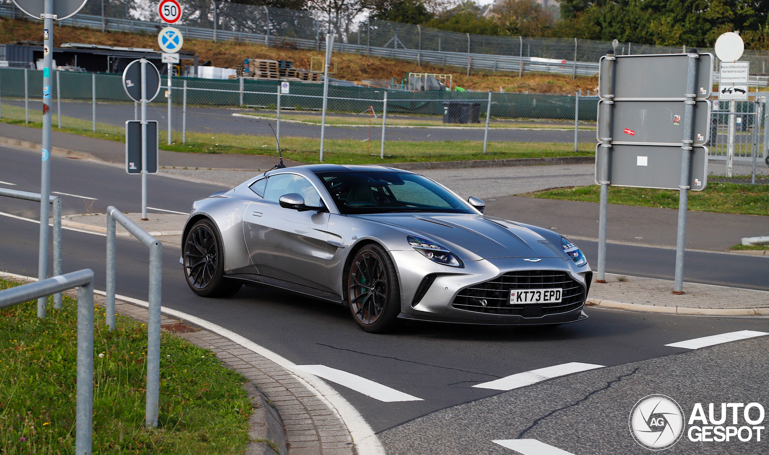 Aston Martin Vantage 2024