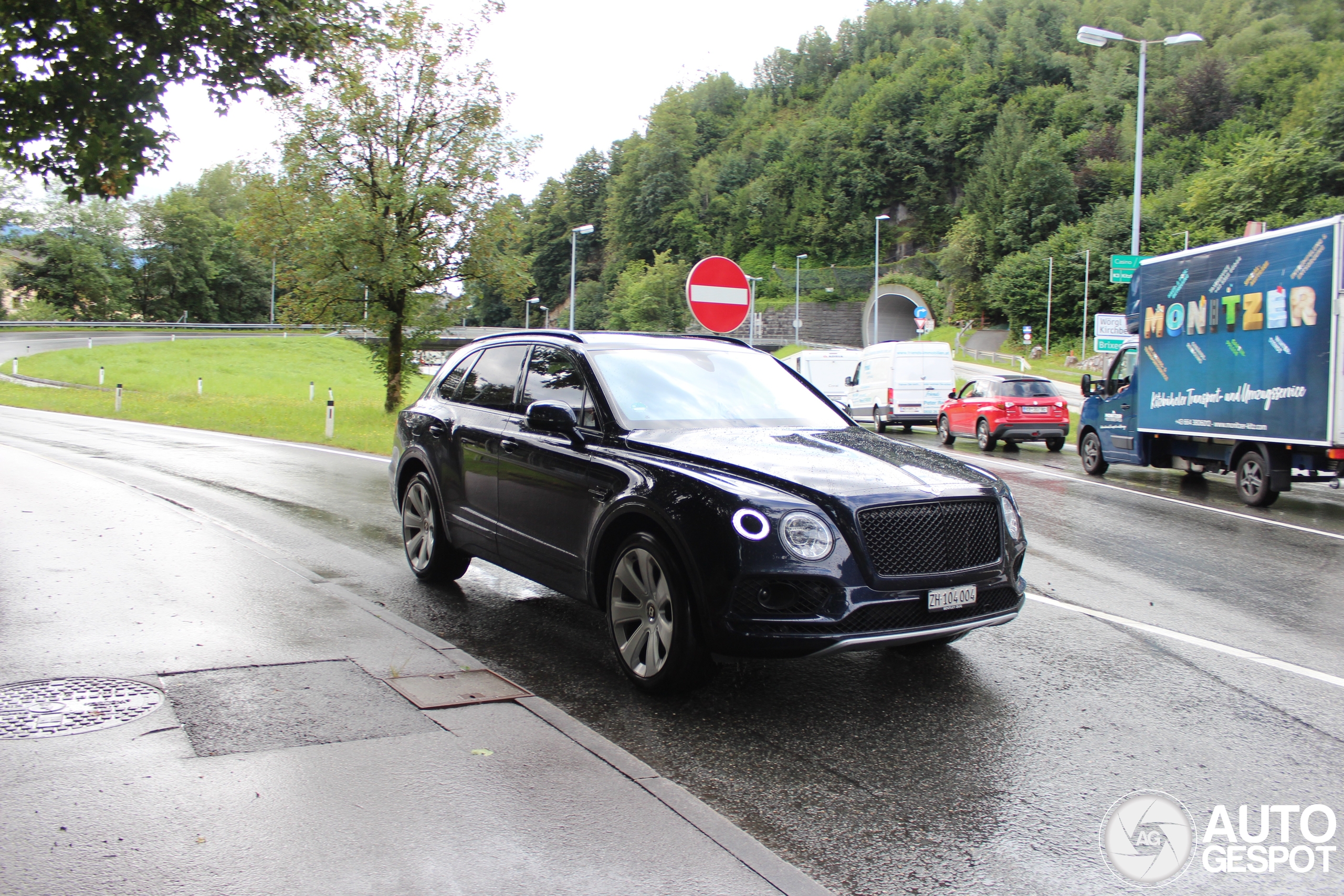 Bentley Bentayga V8