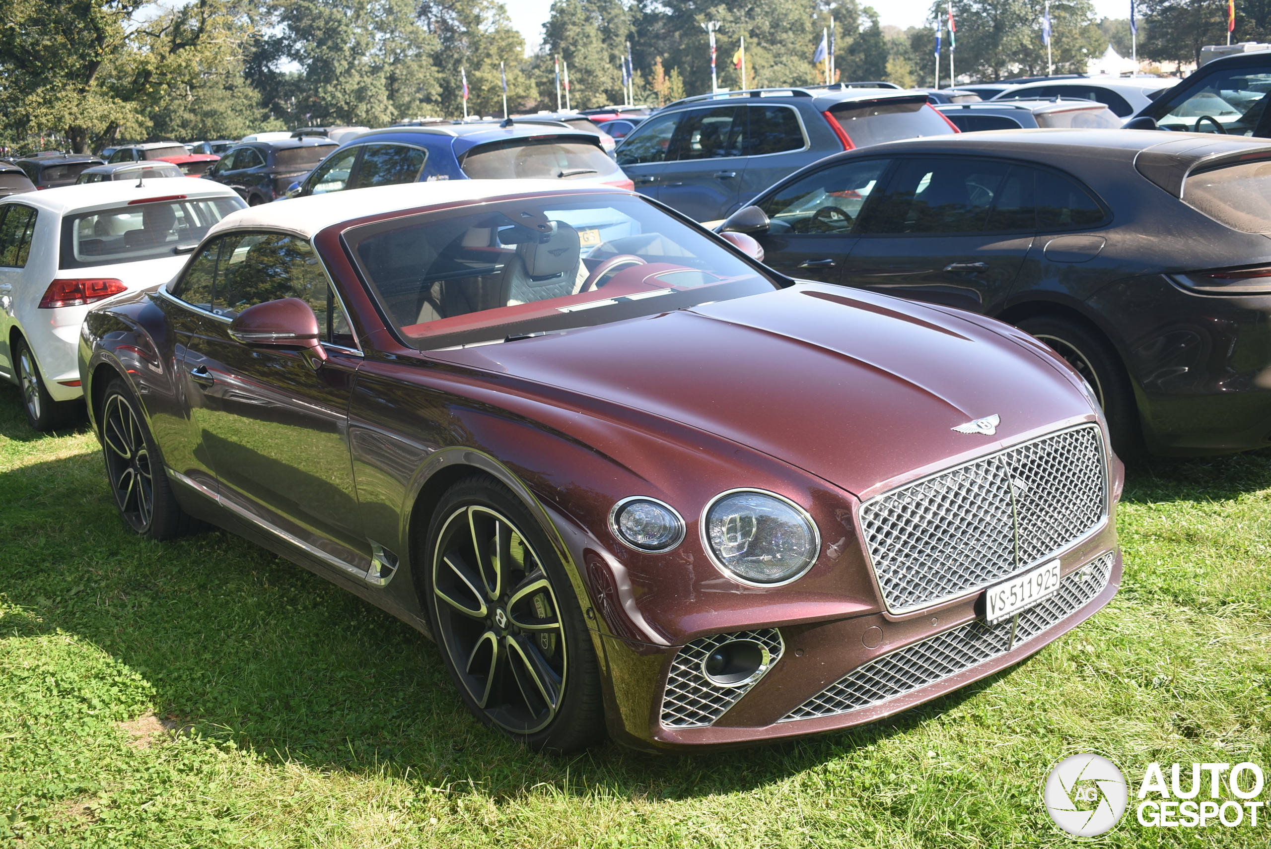 Bentley Continental GTC 2019