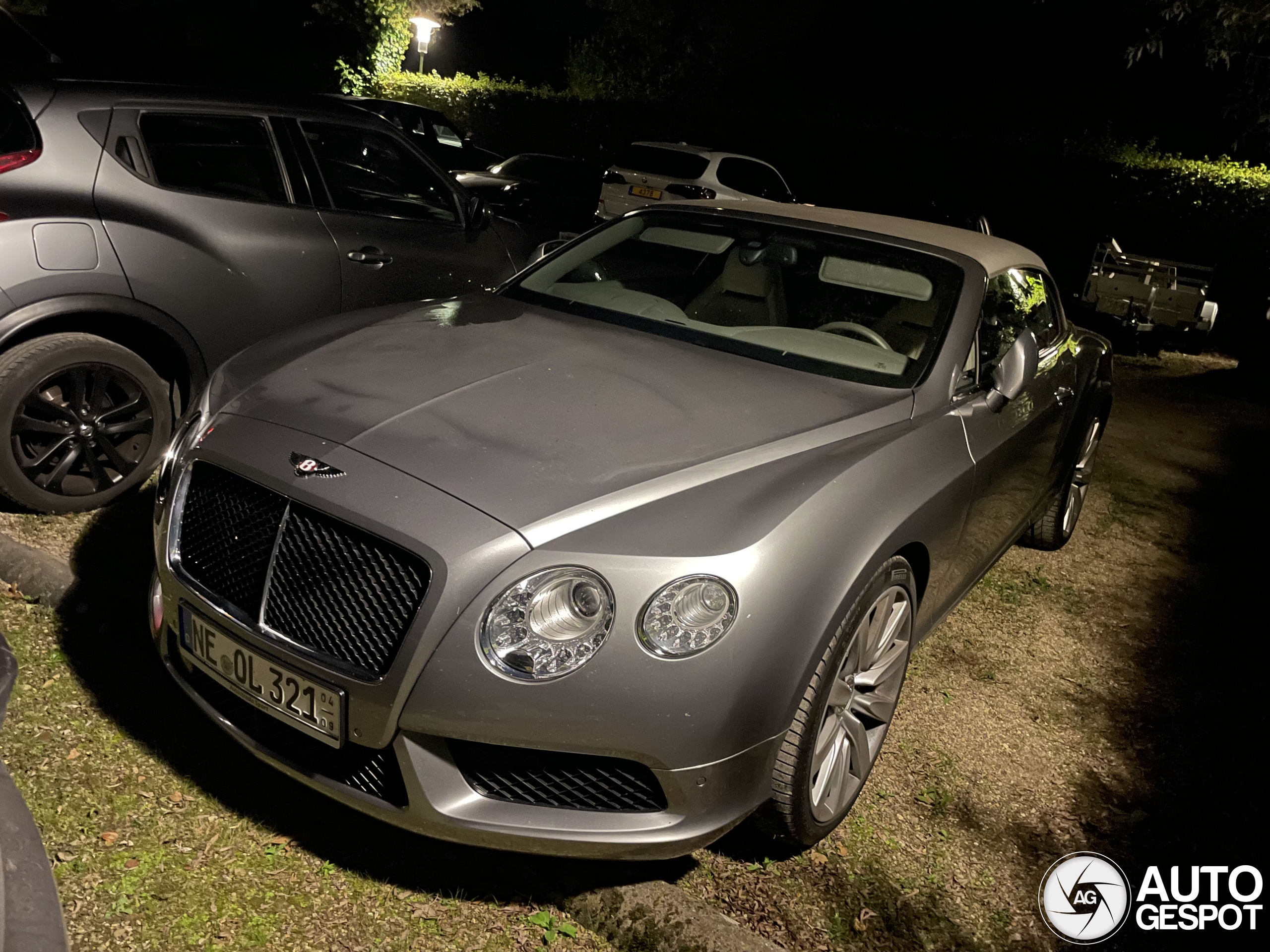 Bentley Continental GTC V8