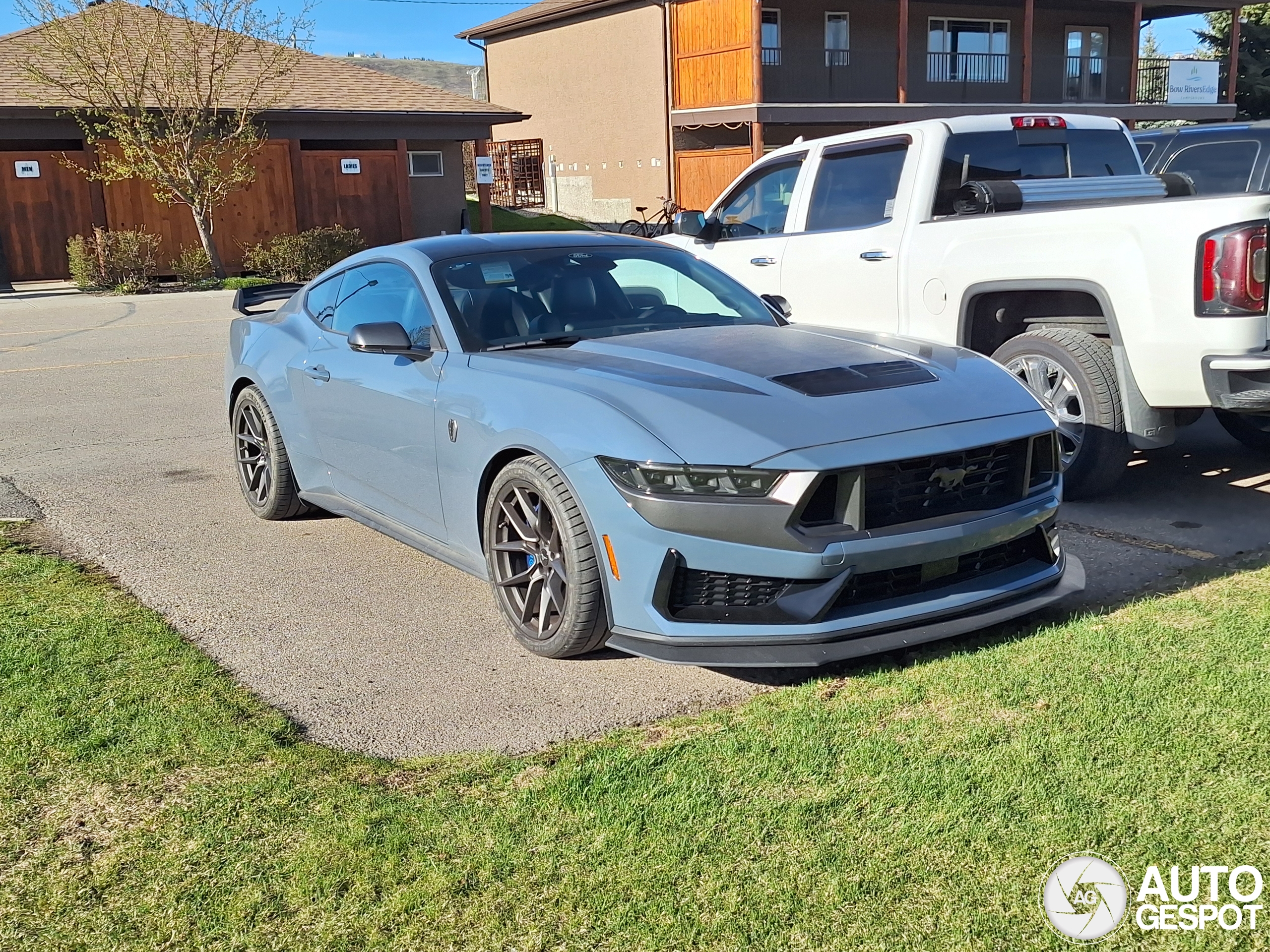 Ford Mustang Dark Horse 2024