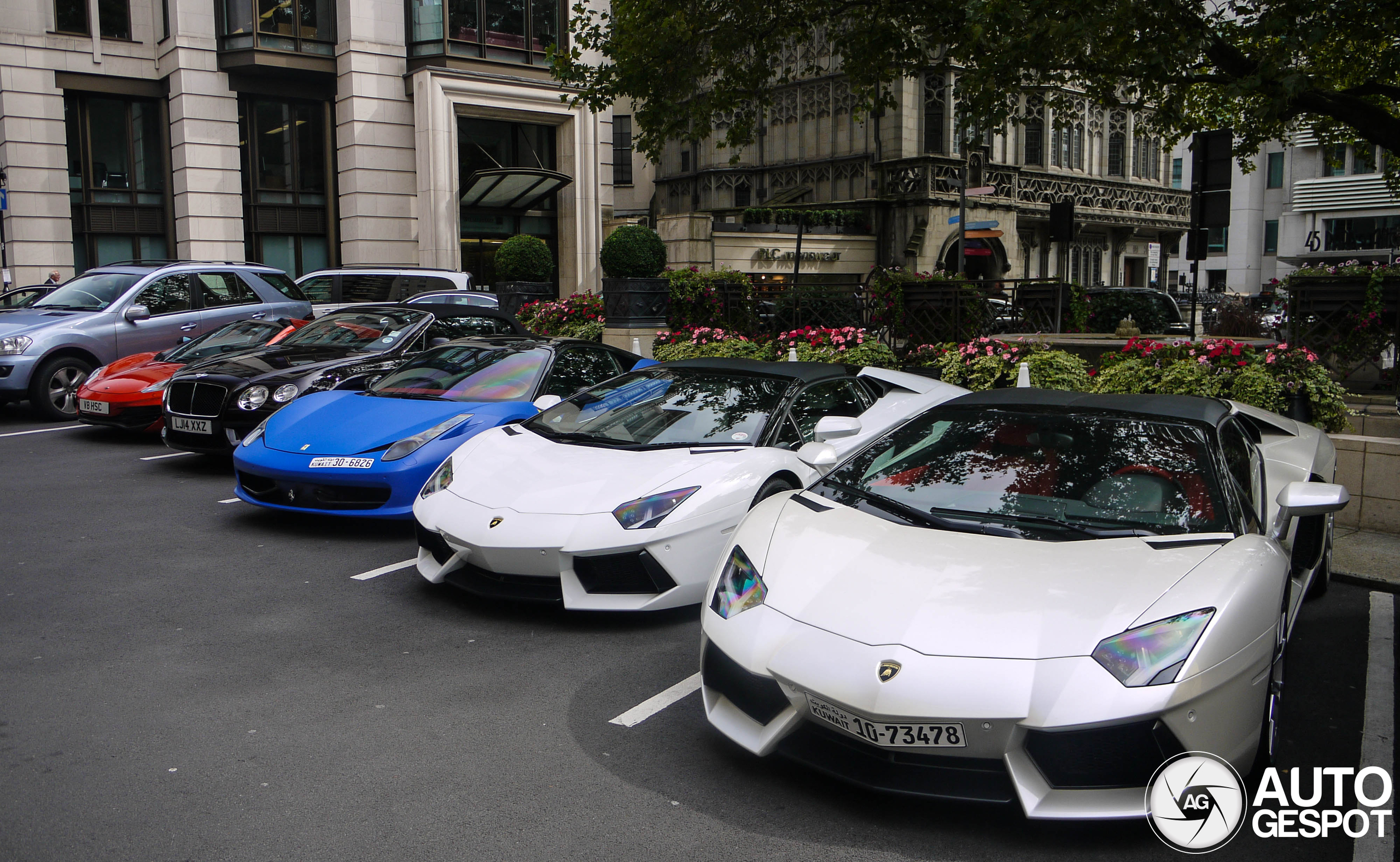 Lamborghini Aventador LP700-4 Roadster