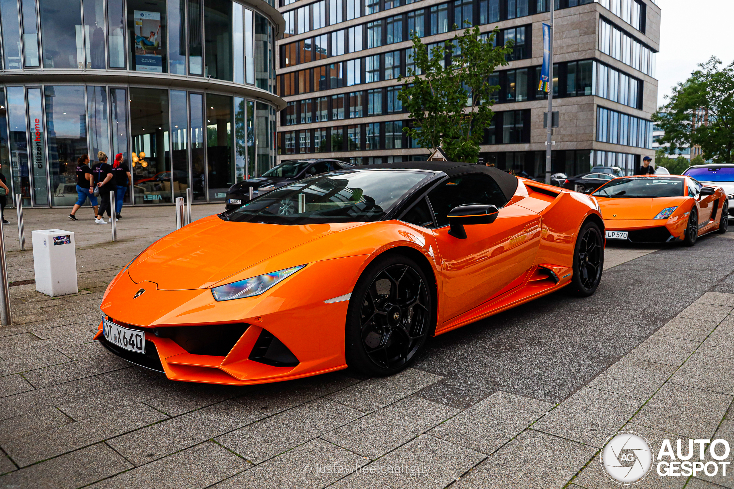 Lamborghini Huracán LP640-4 EVO Spyder