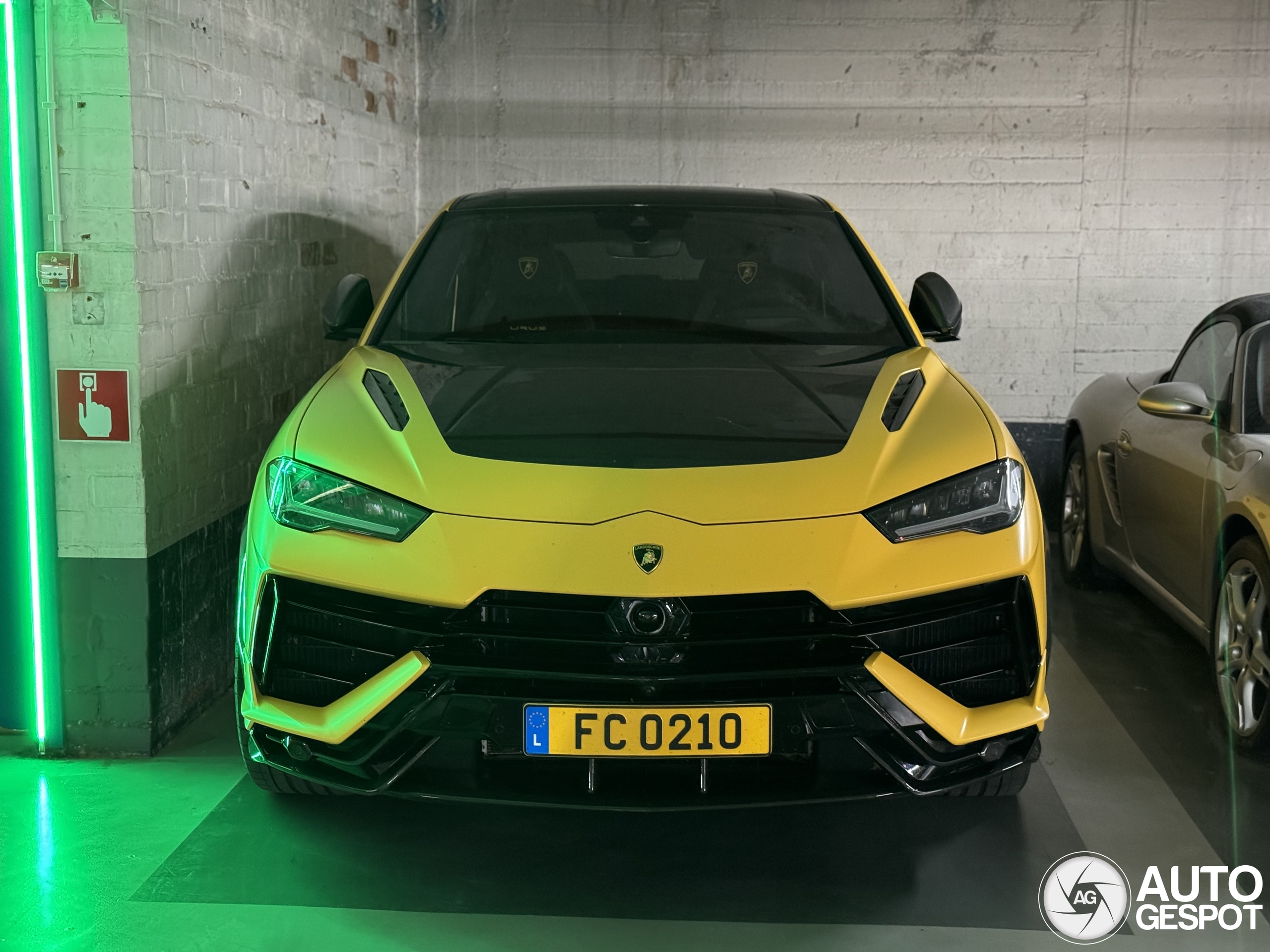 Lamborghini Urus Performante