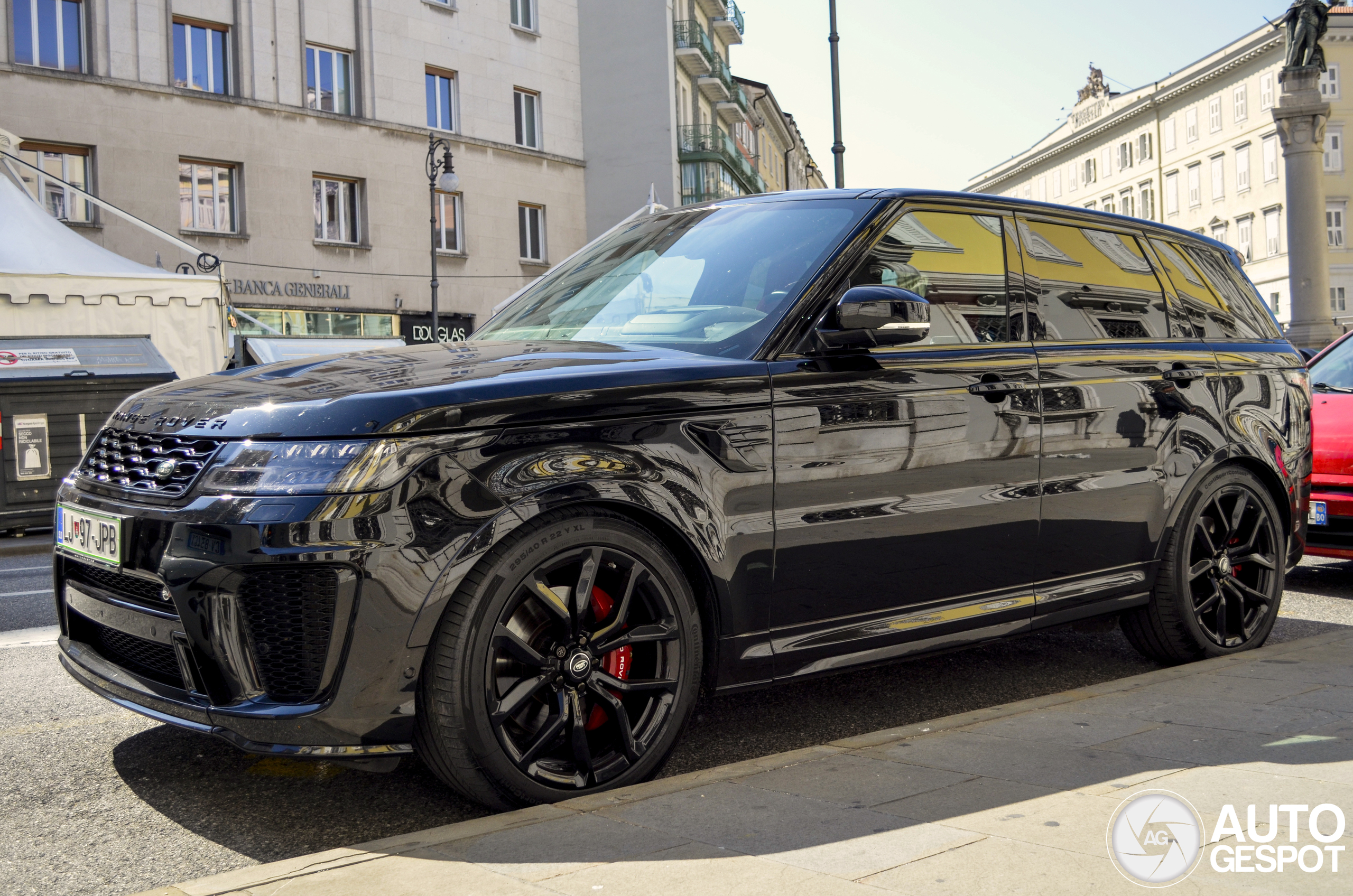 Land Rover Range Rover Sport SVR 2018