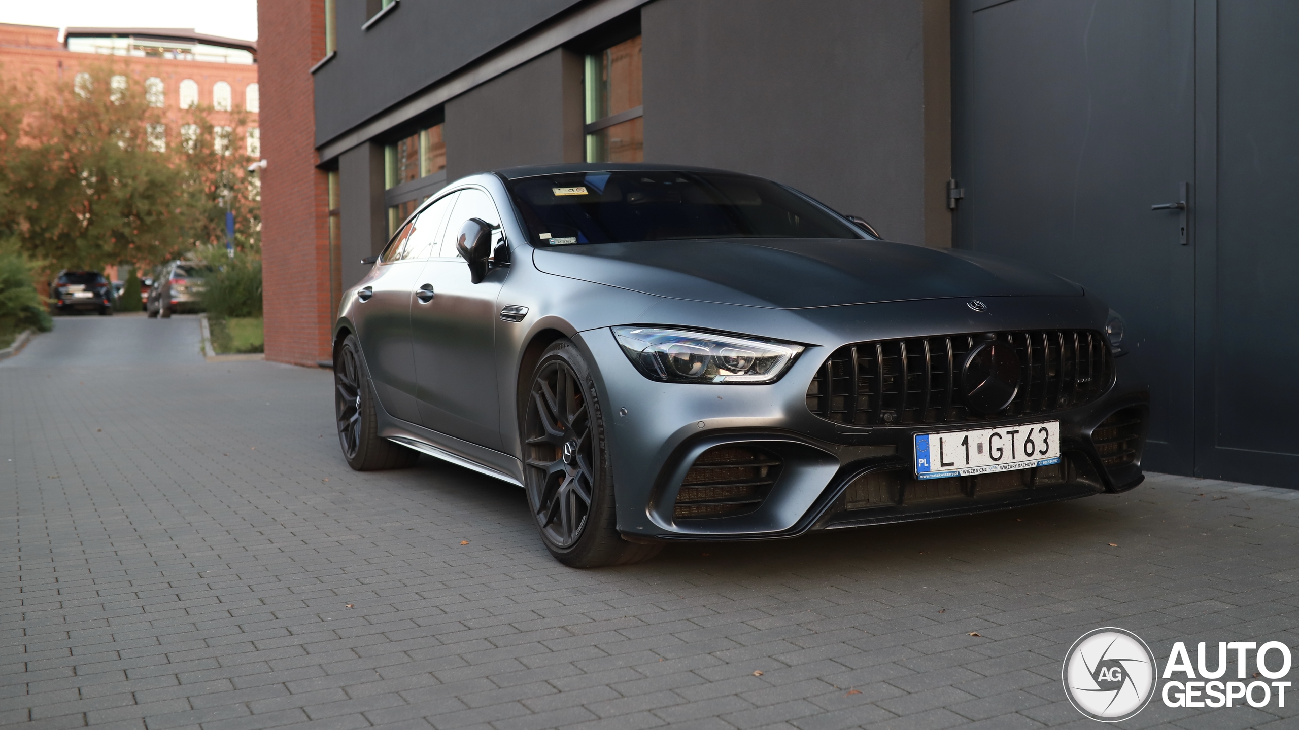 Mercedes-AMG GT 63 S X290