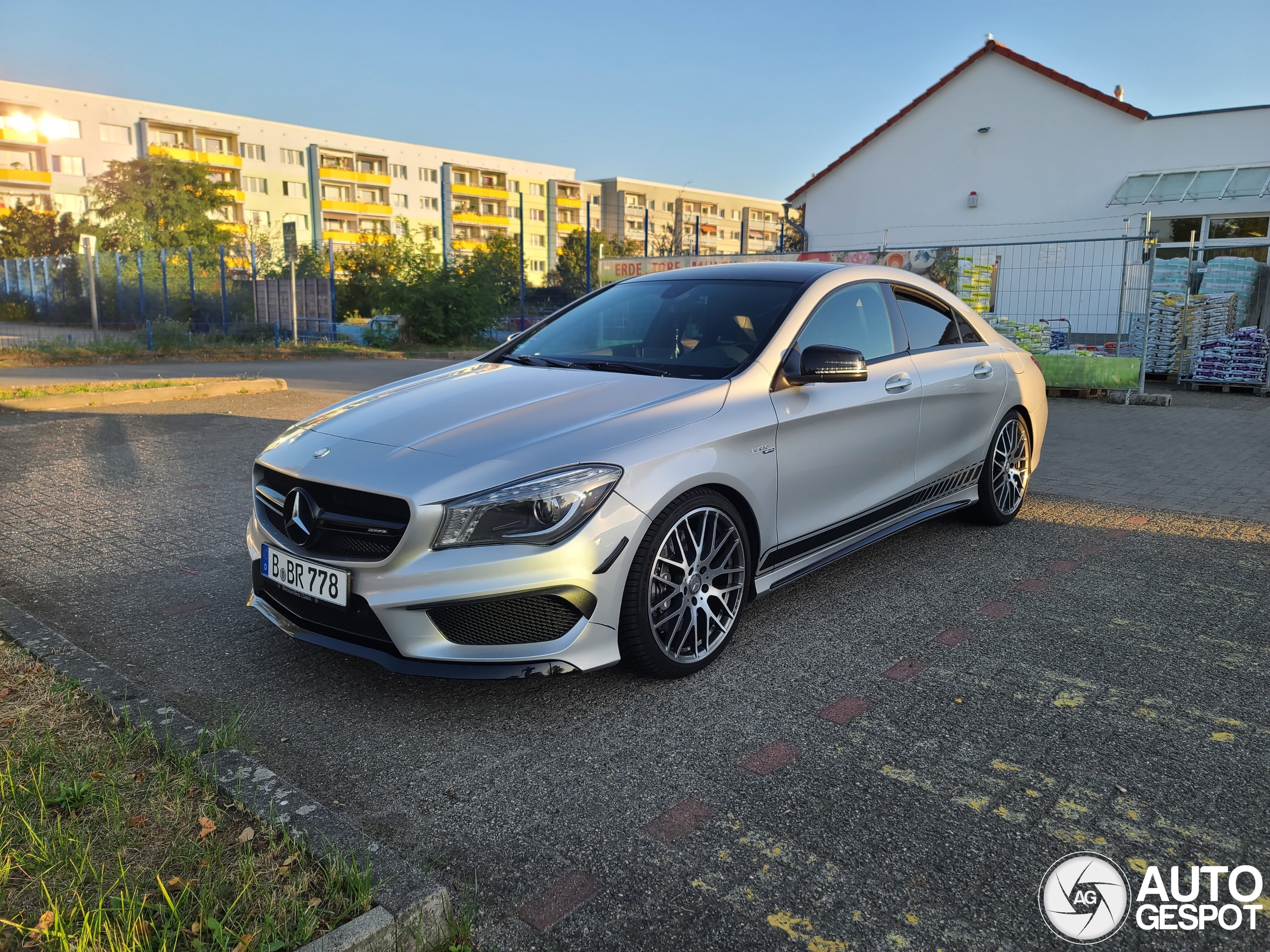 Mercedes-Benz CLA 45 AMG C117