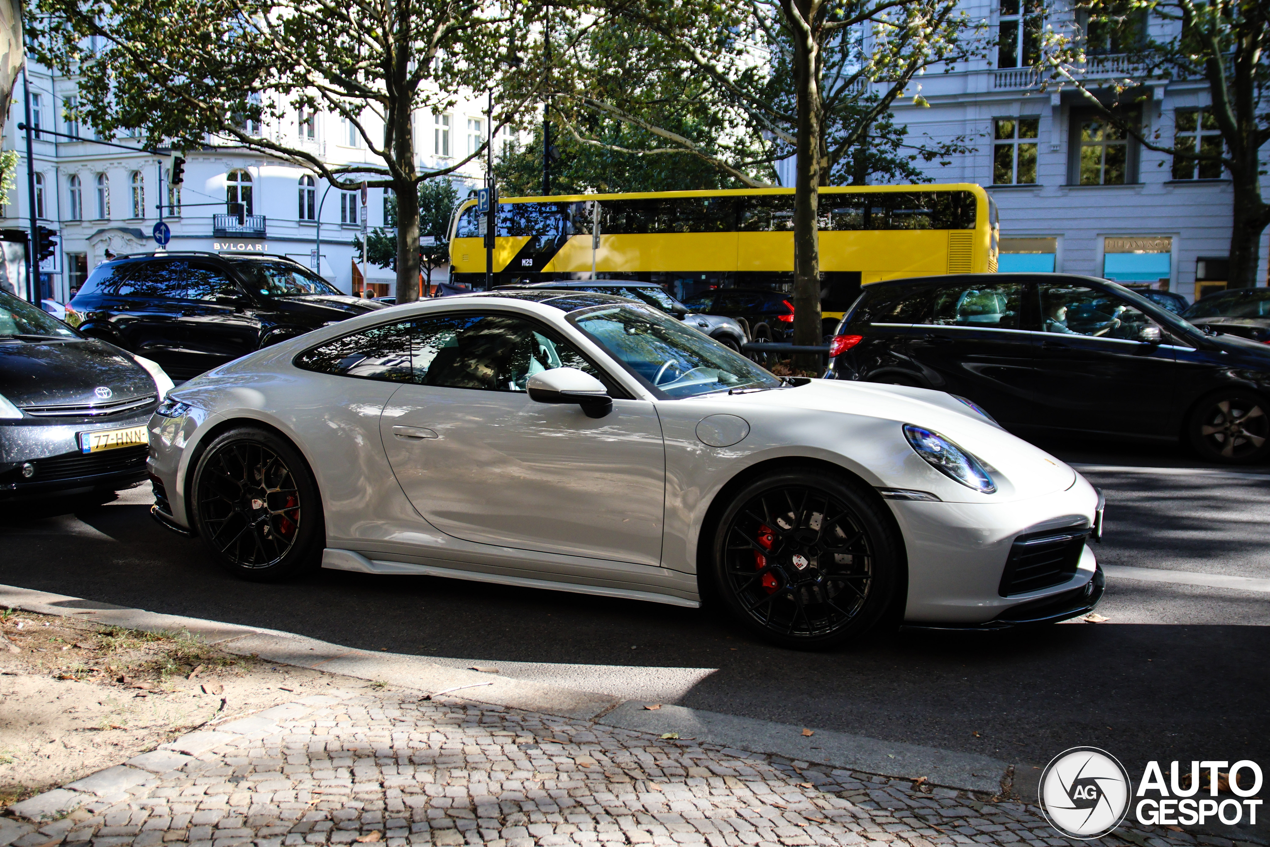 Porsche 992 Carrera 4S