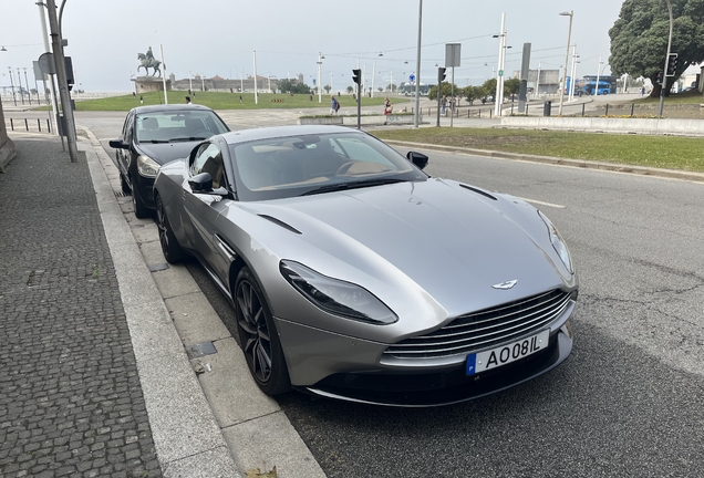 Aston Martin DB11 V8