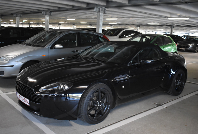 Aston Martin V8 Vantage Roadster