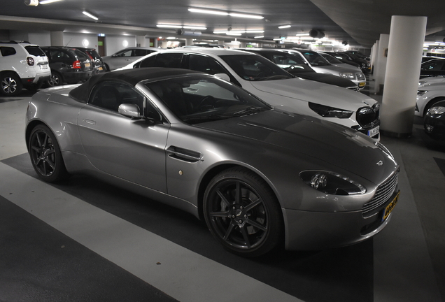 Aston Martin V8 Vantage Roadster